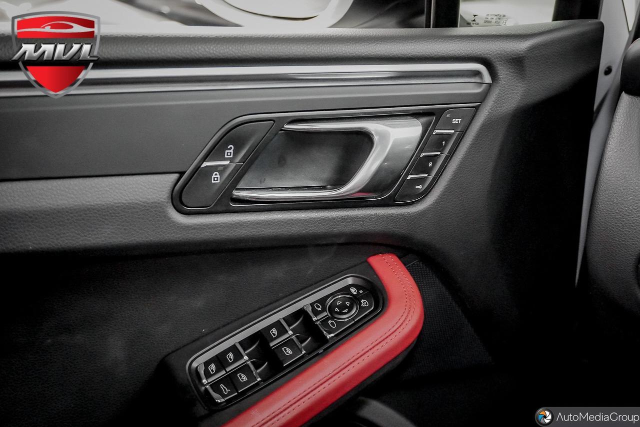 2020 Porsche Macan Base 4dr All-Wheel Drive Photo
