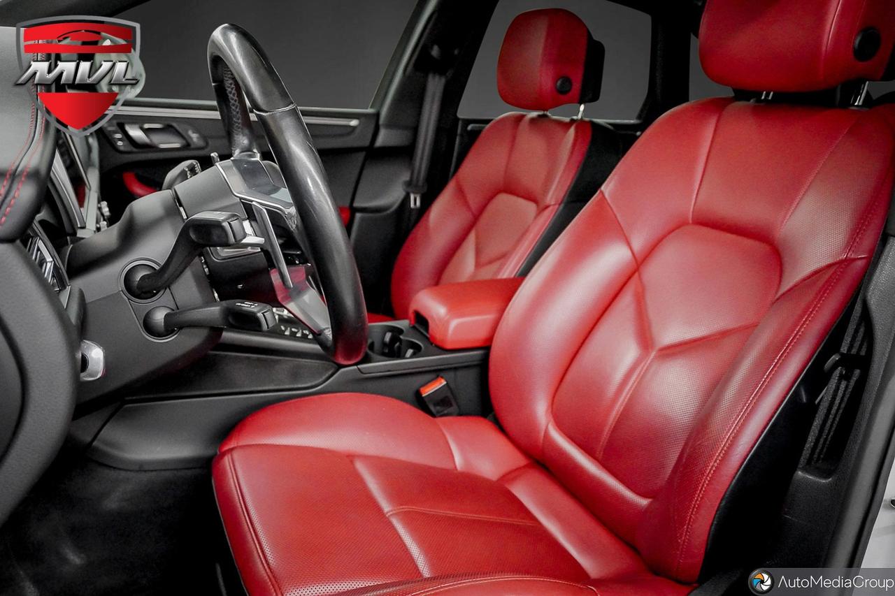 2020 Porsche Macan Base 4dr All-Wheel Drive Photo