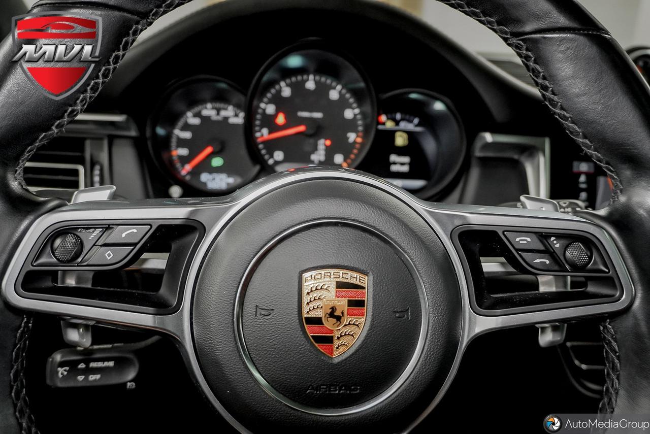 2020 Porsche Macan Base 4dr All-Wheel Drive Photo