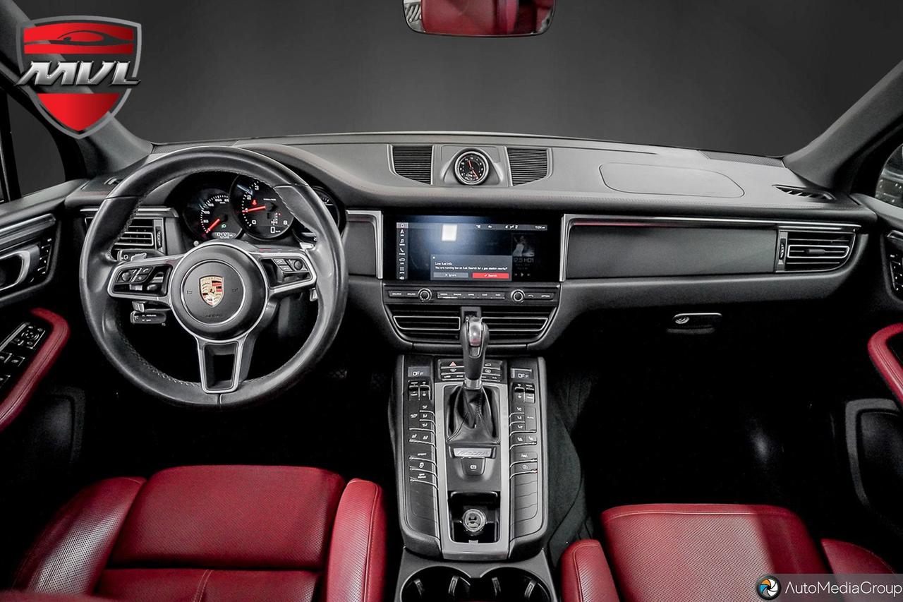 2020 Porsche Macan Base 4dr All-Wheel Drive Photo