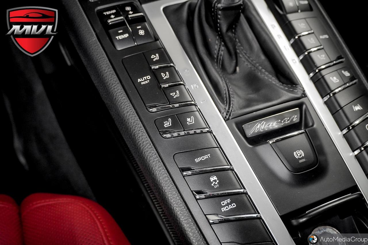 2020 Porsche Macan Base 4dr All-Wheel Drive Photo