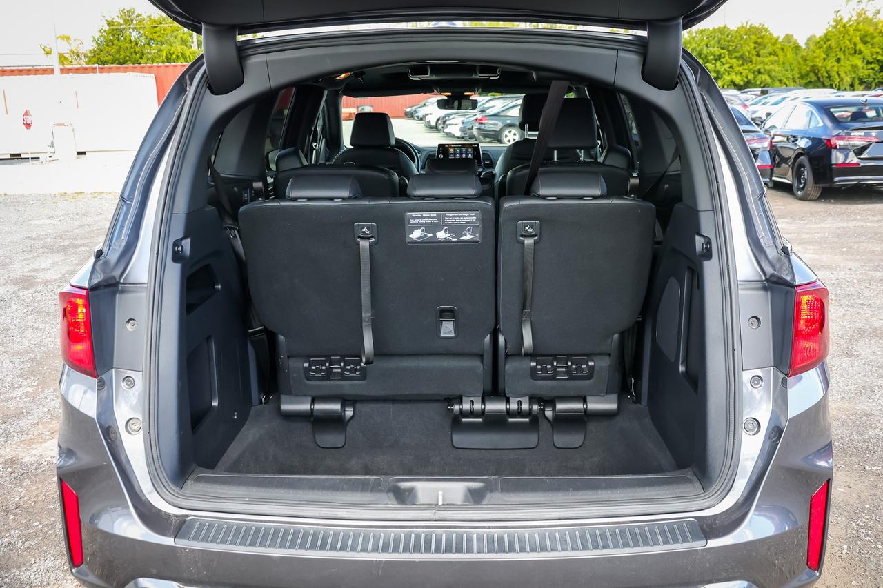 2025 Honda Odyssey Sport-L Passenger Van Photo