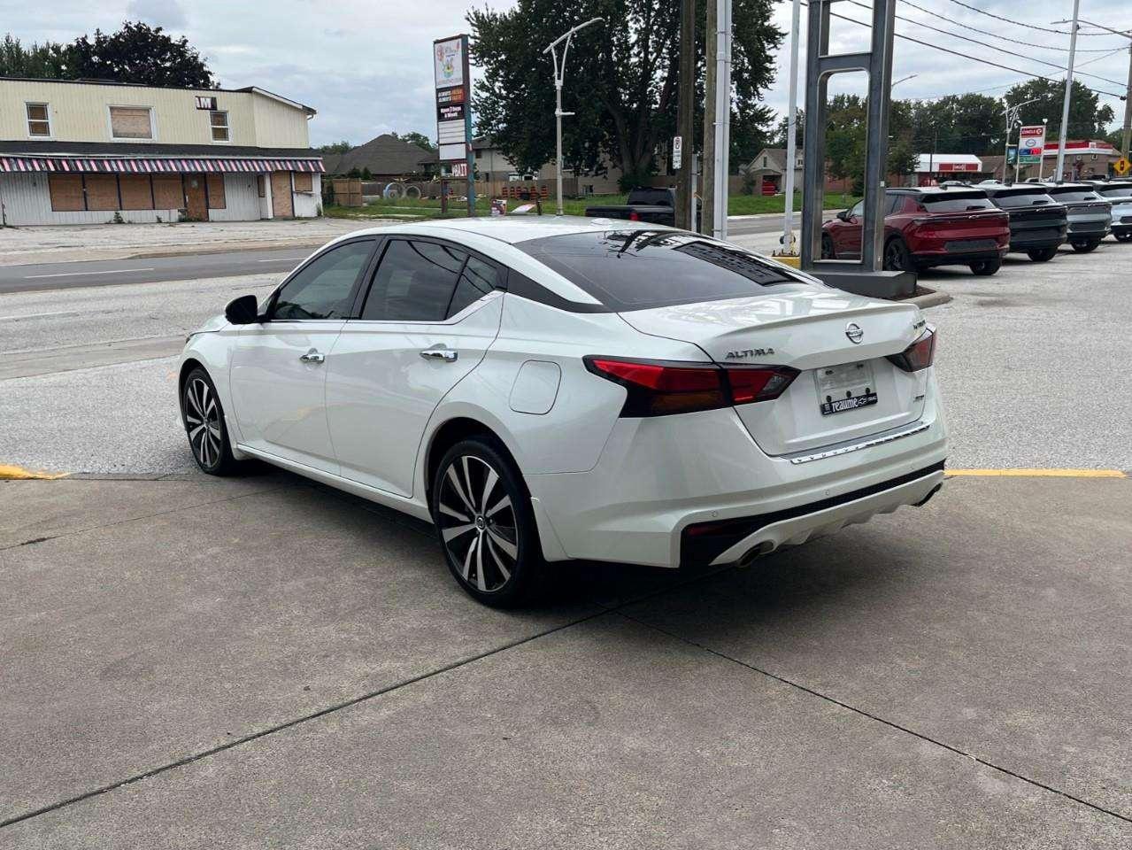 2020 Nissan Altima 2.5 PLATINUM ALL WHEEL DRIVE Photo