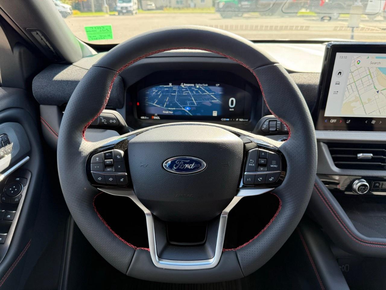 2026 Ford Explorer ST-Line 4WD Photo