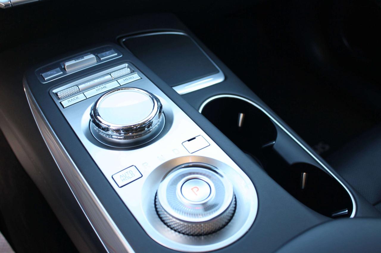 2025 Genesis GV70 ADVANCED PLUS Photo