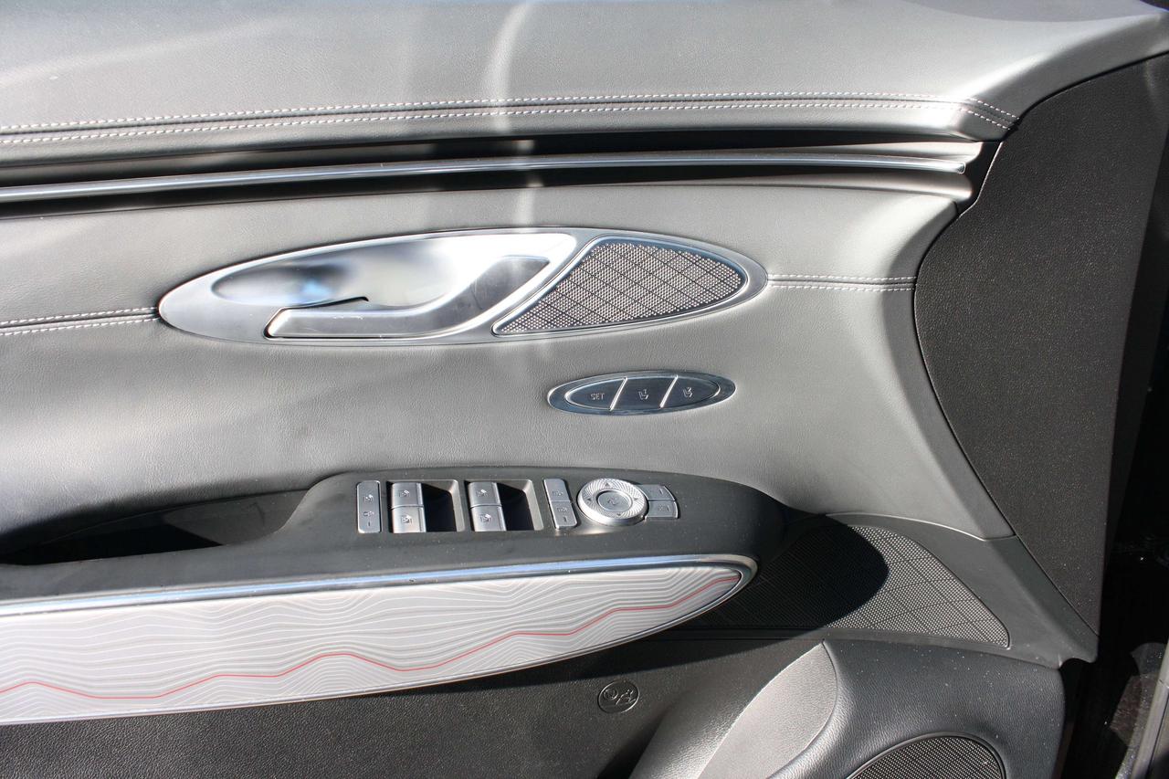 2025 Genesis GV70 ADVANCED PLUS Photo