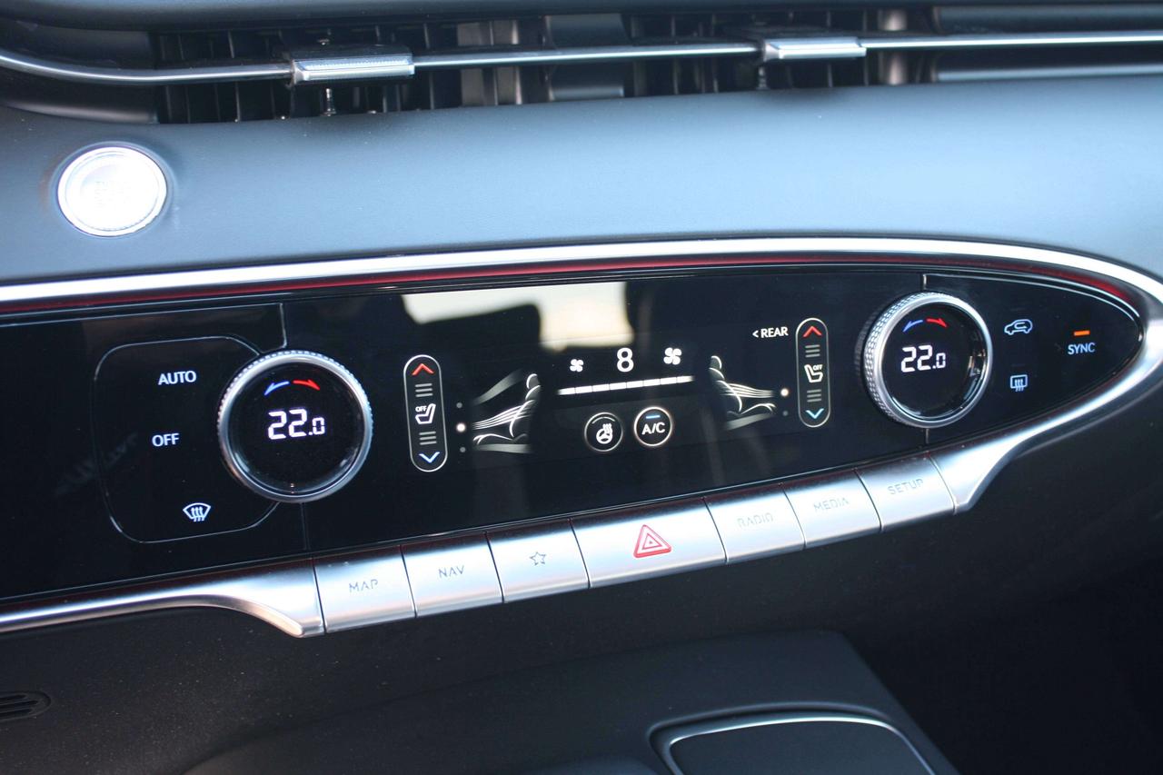 2025 Genesis GV70 ADVANCED PLUS Photo