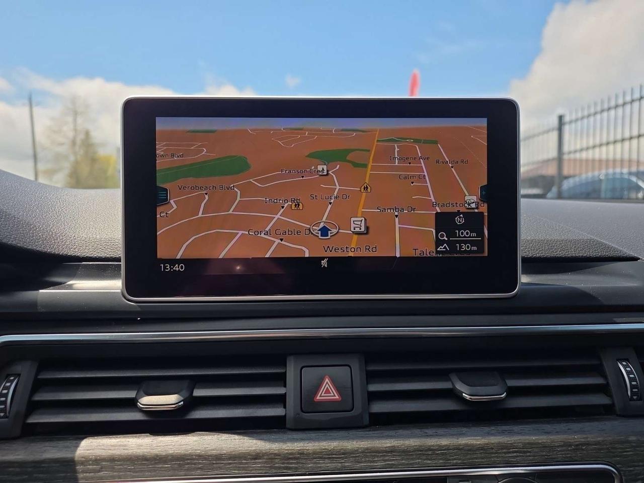 2019 Audi A4 Progressiv * CARPLAY / 360 CAMERA / BLIND SPOT / ROOF / BROWN INT Photo