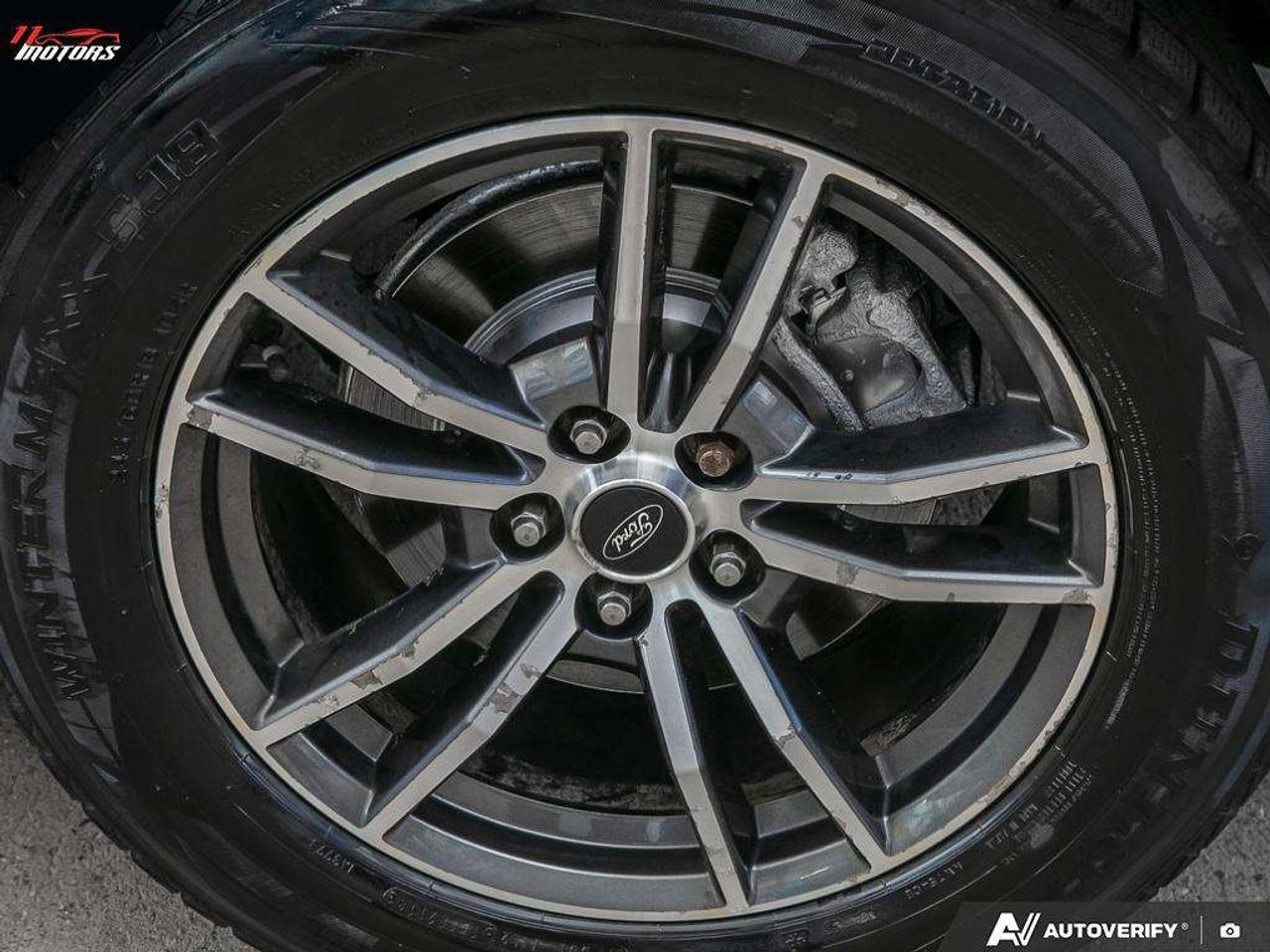 2019 Ford Explorer XLT 4WD   CLEAN CARFAX Photo
