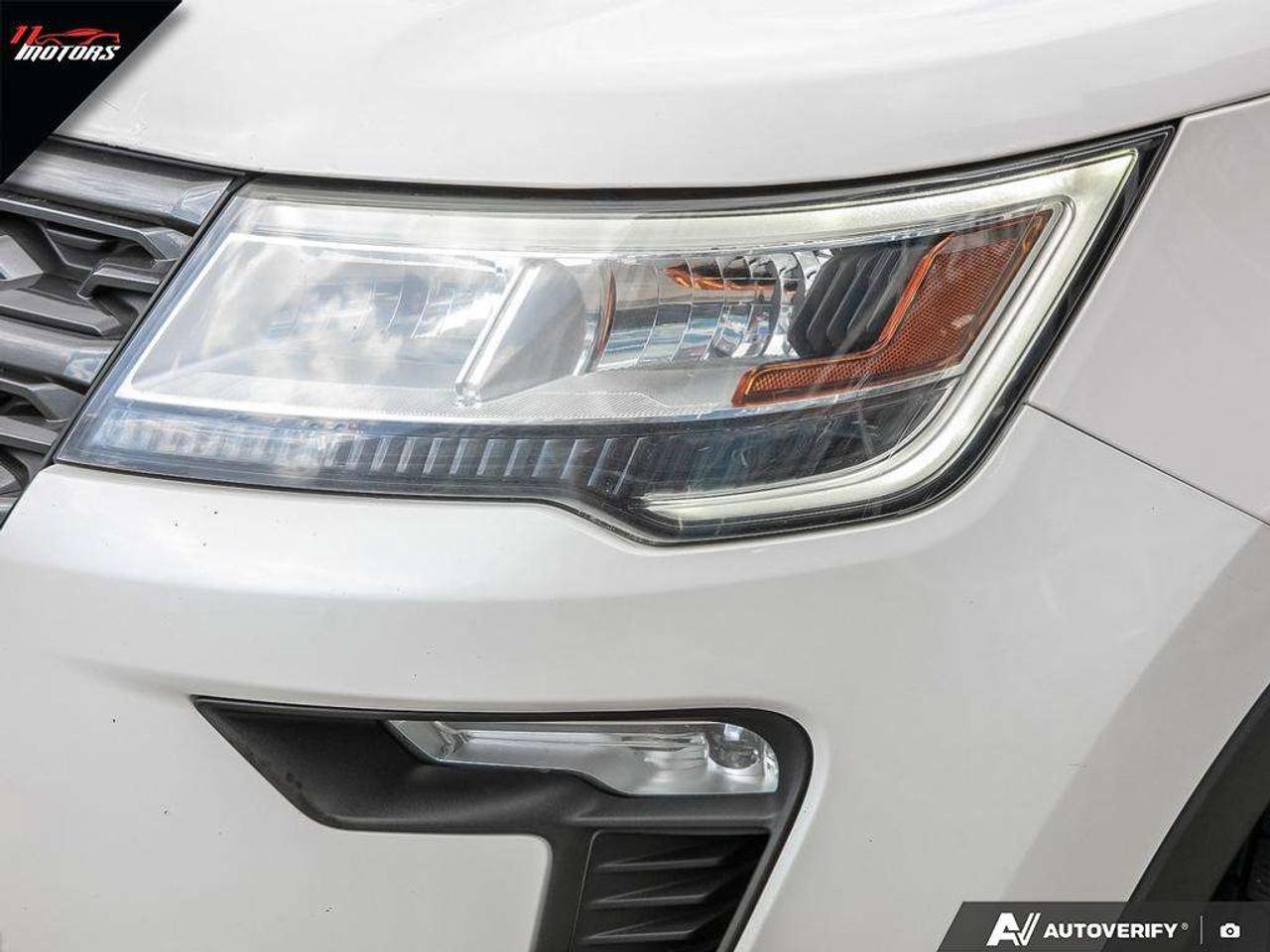 2019 Ford Explorer XLT 4WD   CLEAN CARFAX Photo