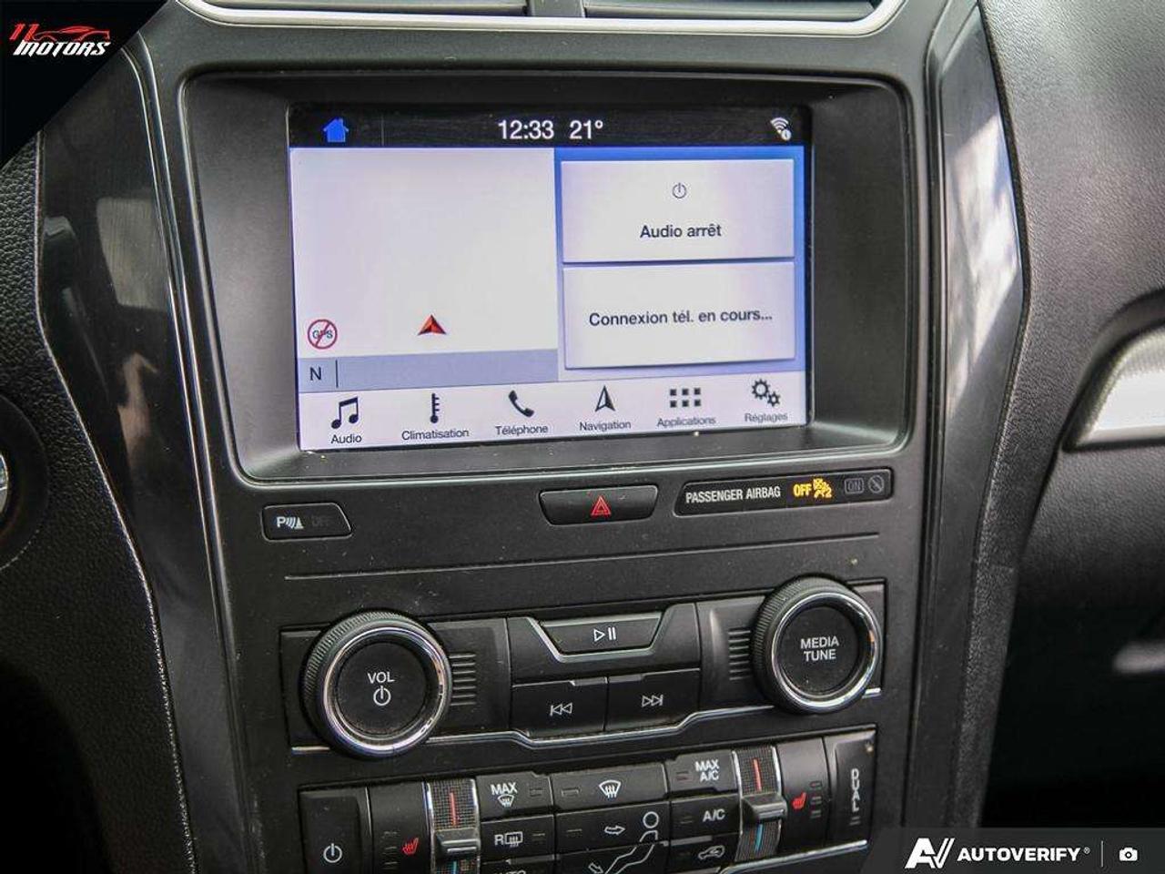 2019 Ford Explorer XLT 4WD   CLEAN CARFAX Photo