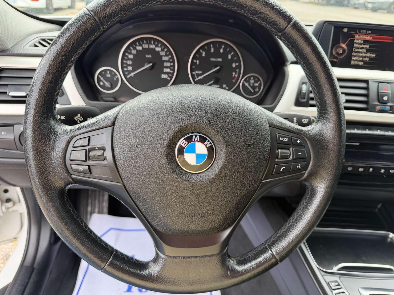 2016 BMW 3 Series 320i xDrive ~ NO ACCIDENTS ~ SAFETY INCLUDED Photo