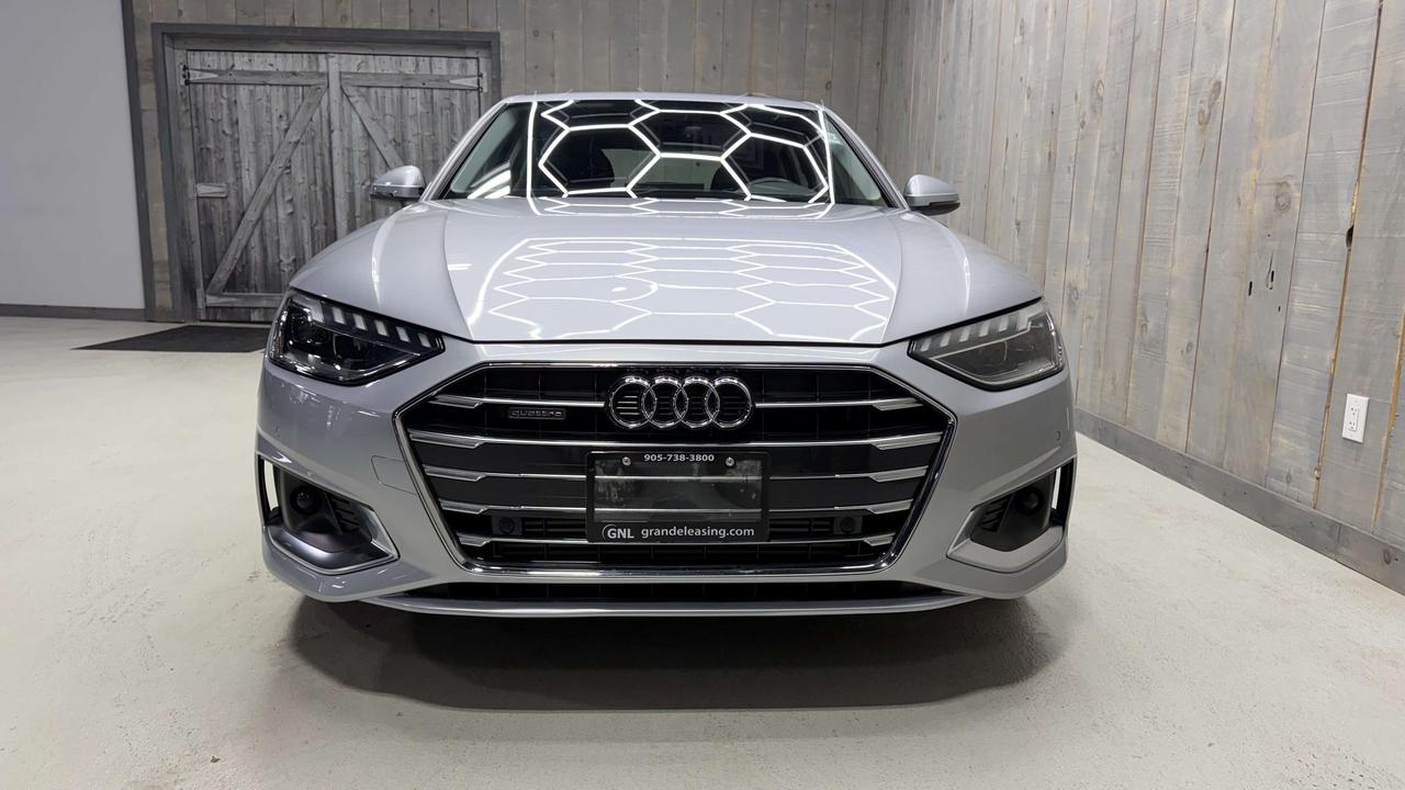 2023 Audi A4 Komfort 45 TFSI quattro Photo