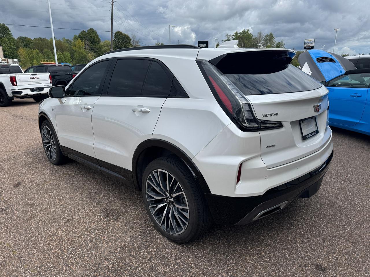 2025 Cadillac XT4 Sport 4dr All-Wheel Drive Photo3