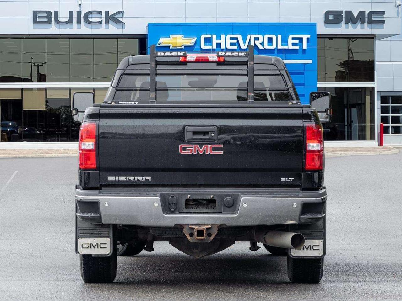 2018 GMC SIERRA 2500HD 4WD Crew Cab Standard Box SLT Photo