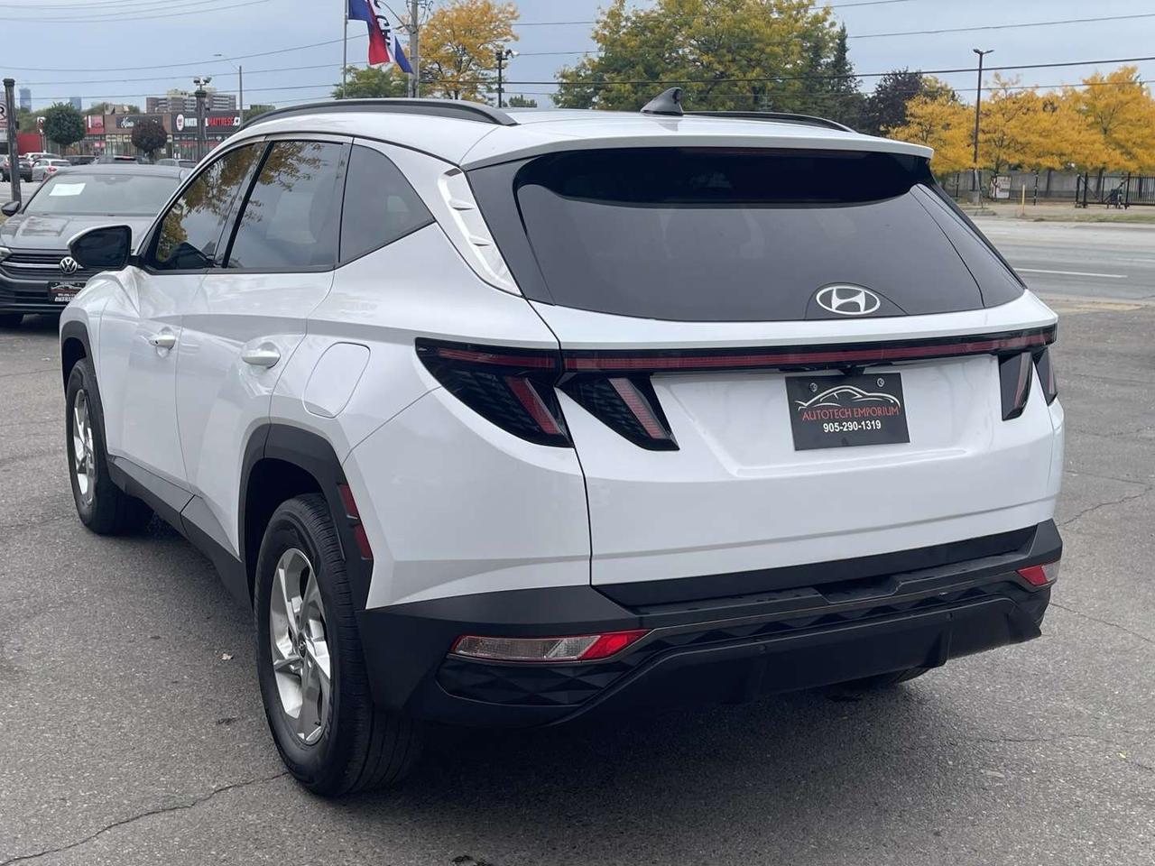 2023 Hyundai Tucson Preferred w/Trend Pkg AWD Pearl White    Leather   Pano Roof   Htd Steering Photo