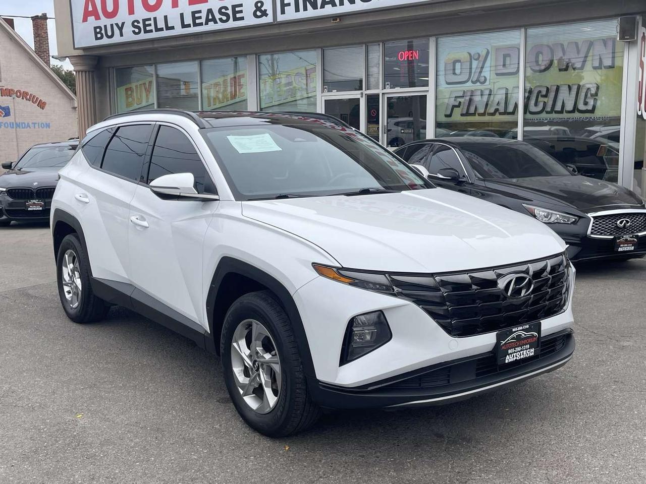 2023 Hyundai Tucson Preferred w/Trend Pkg AWD Pearl White    Leather   Pano Roof   Htd Steering Photo