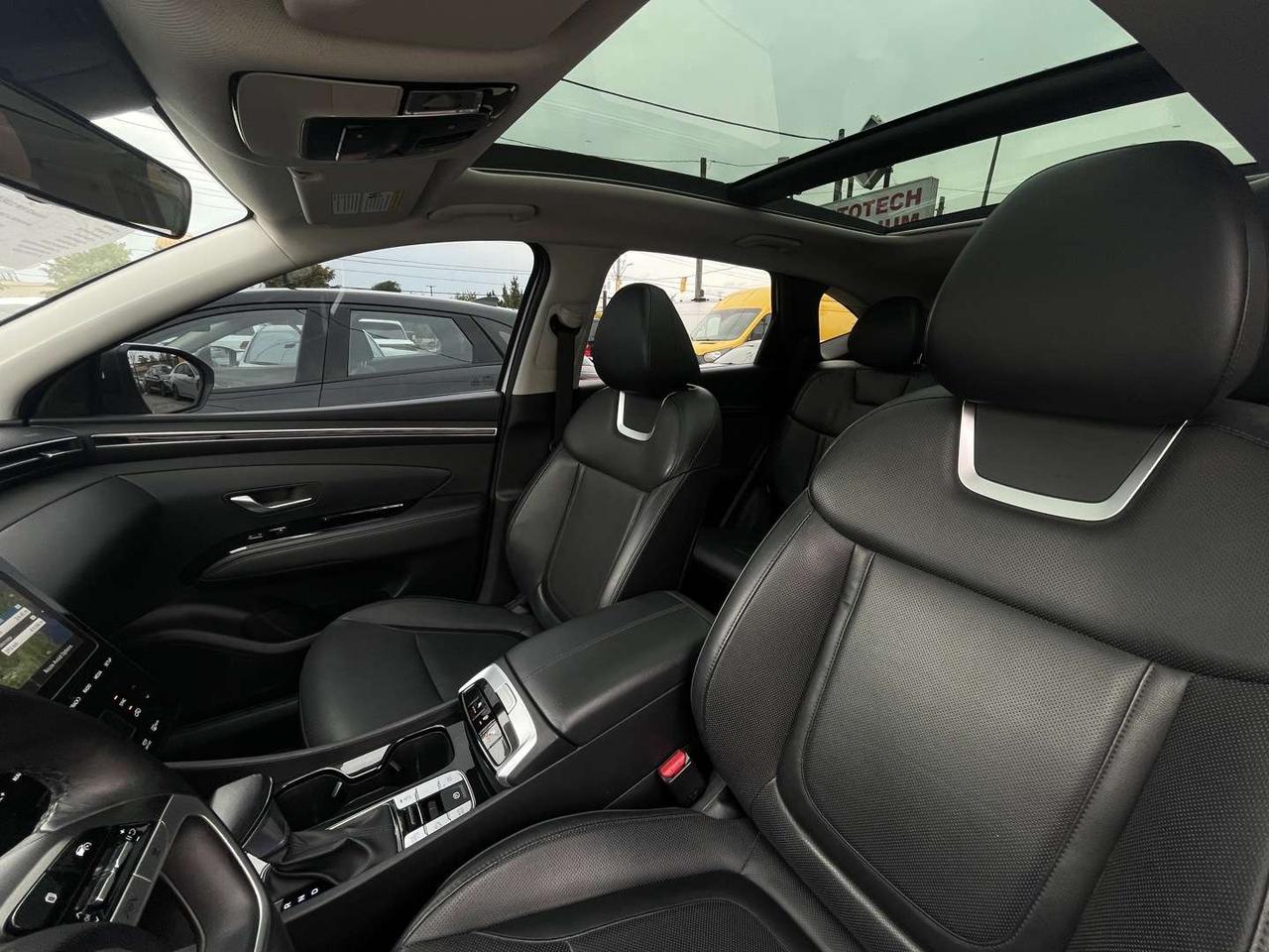 2023 Hyundai Tucson Preferred w/Trend Pkg AWD Pearl White    Leather   Pano Roof   Htd Steering Photo