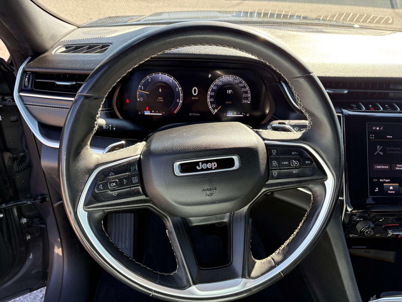 2024 Jeep Grand Cherokee Altitude - htd seat/wheel - wireless charger Photo