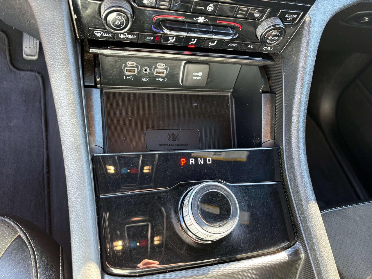 2024 Jeep Grand Cherokee Altitude - htd seat/wheel - wireless charger Photo