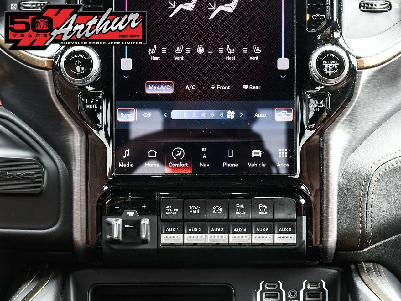 2024 RAM 2500 LONGHORN CREW CAB 4X4 Photo