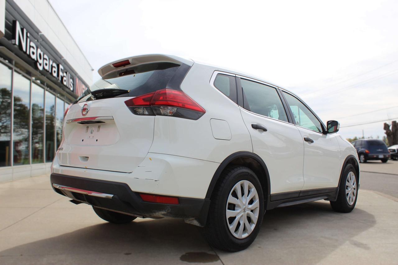 2017 Nissan Rogue  Photo