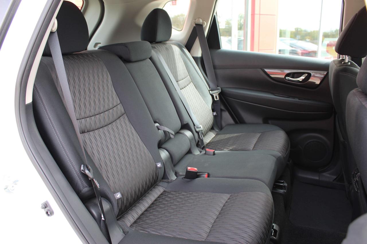 2017 Nissan Rogue  Photo