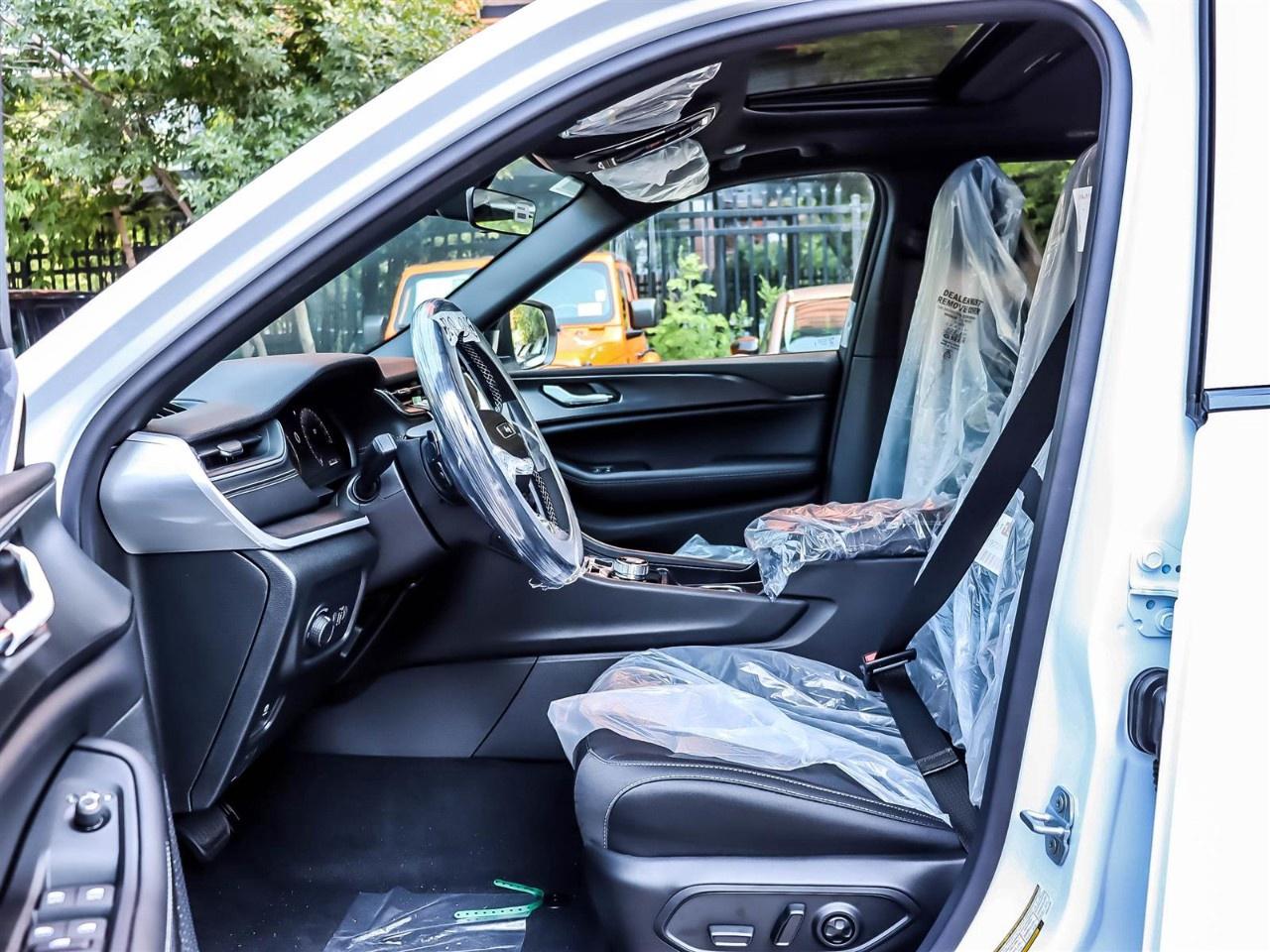 2026 Jeep Grand Cherokee  Photo