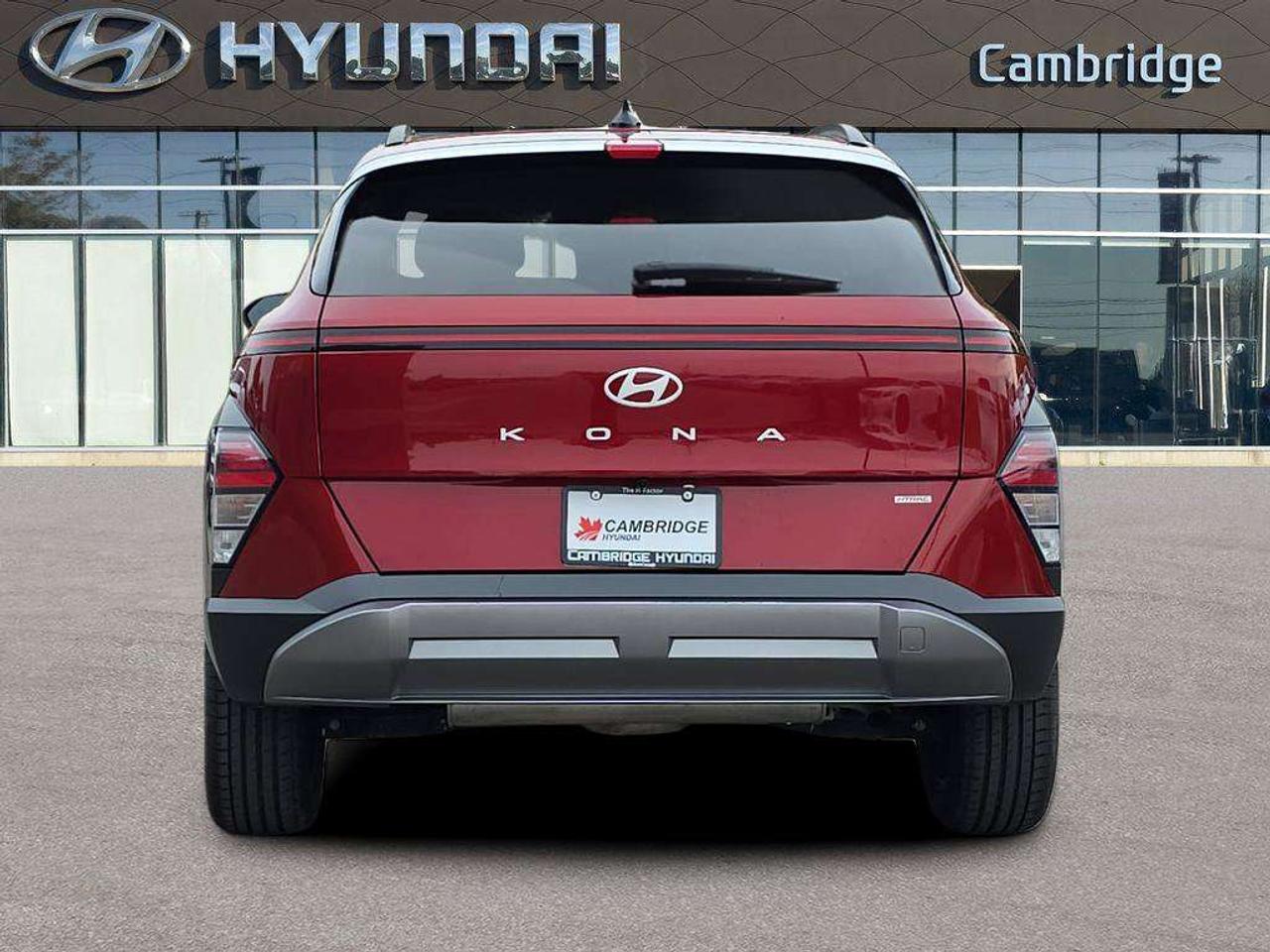 2025 Hyundai KONA Preferred Trend   NO ACCIDENTS LTHR S.ROOF 8.1L/100KM Photo