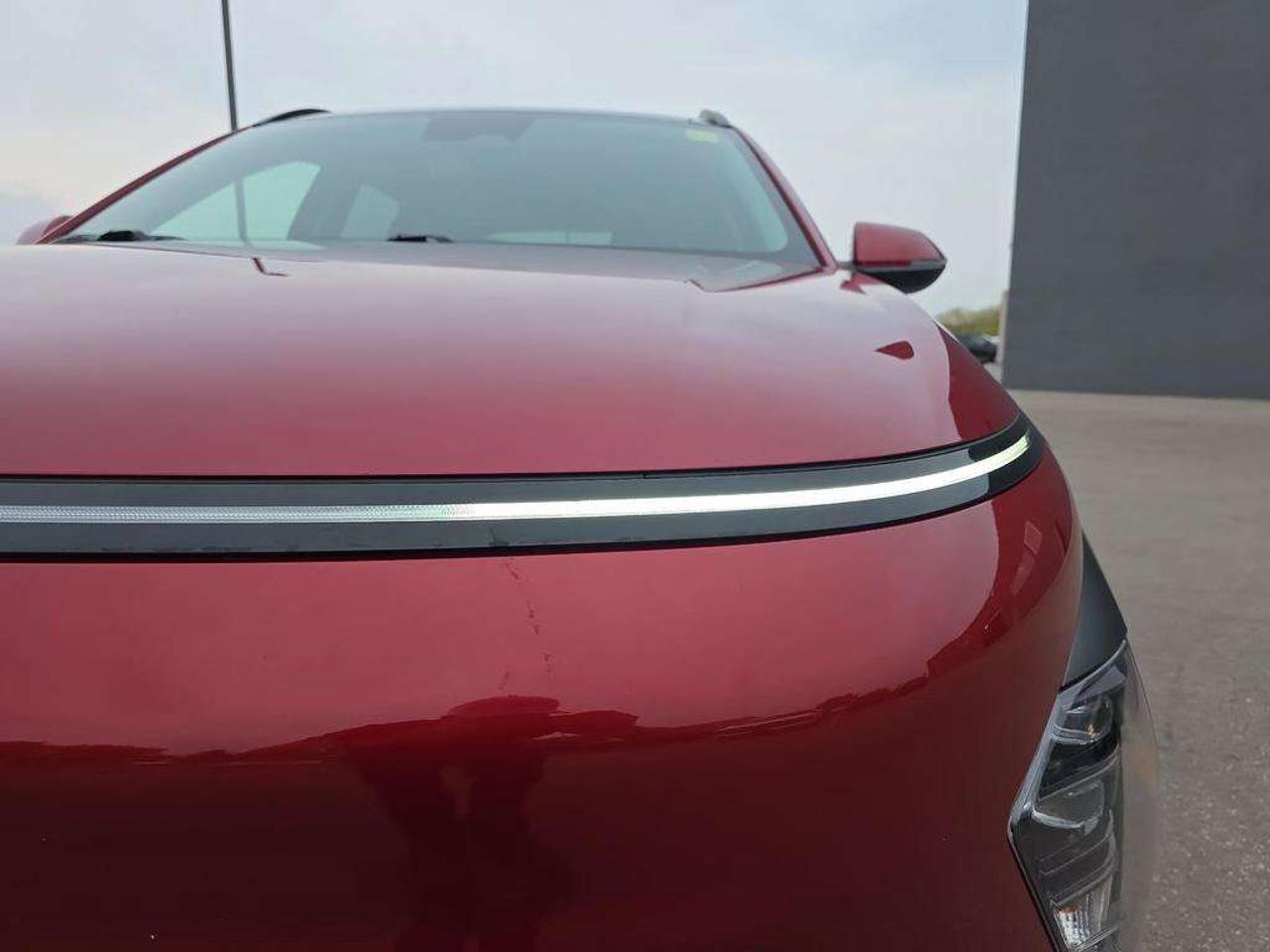 2025 Hyundai KONA Preferred Trend   NO ACCIDENTS LTHR S.ROOF 8.1L/100KM Photo