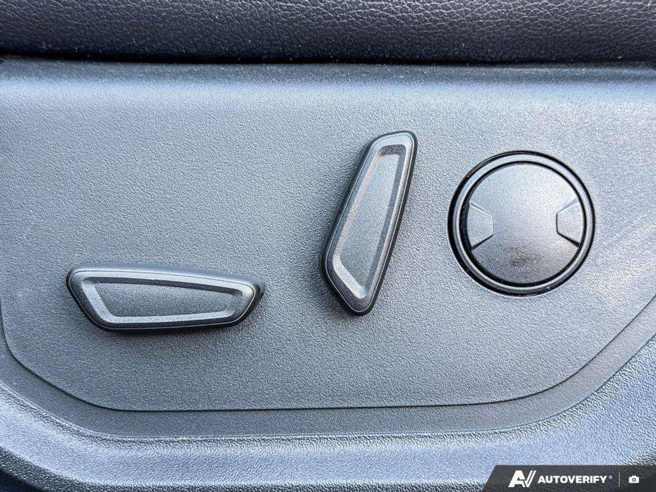 2020 Ford F-150 LARIAT   LTHR   HTD STEER WHEEL   NAV Photo