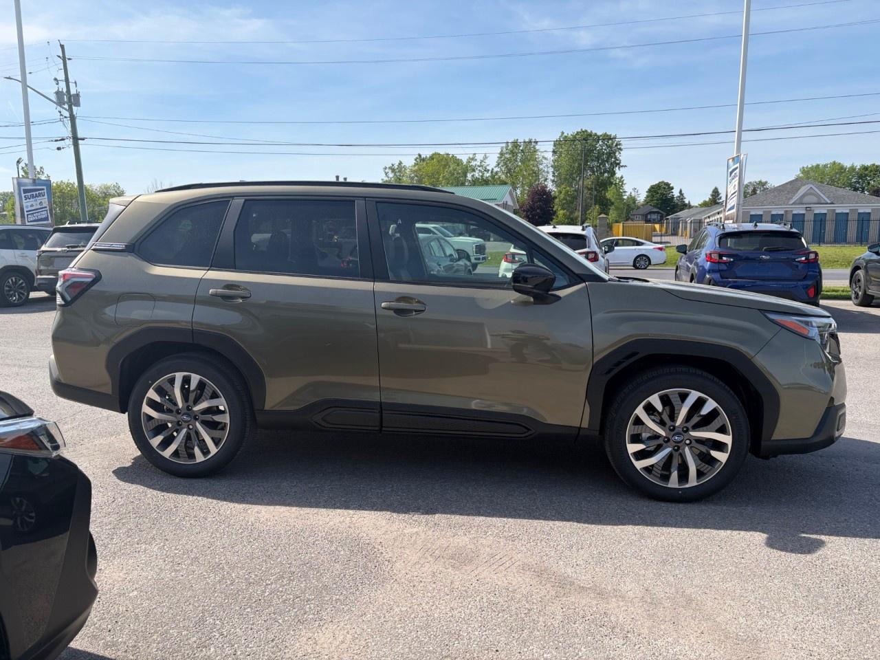 2026 Subaru Forester Premier AWD Photo