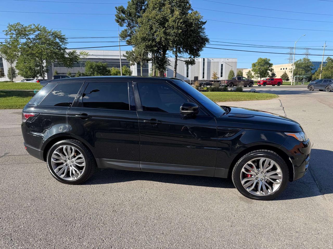 2014 Land Rover Range Rover Sport V8 Supercharged Photo