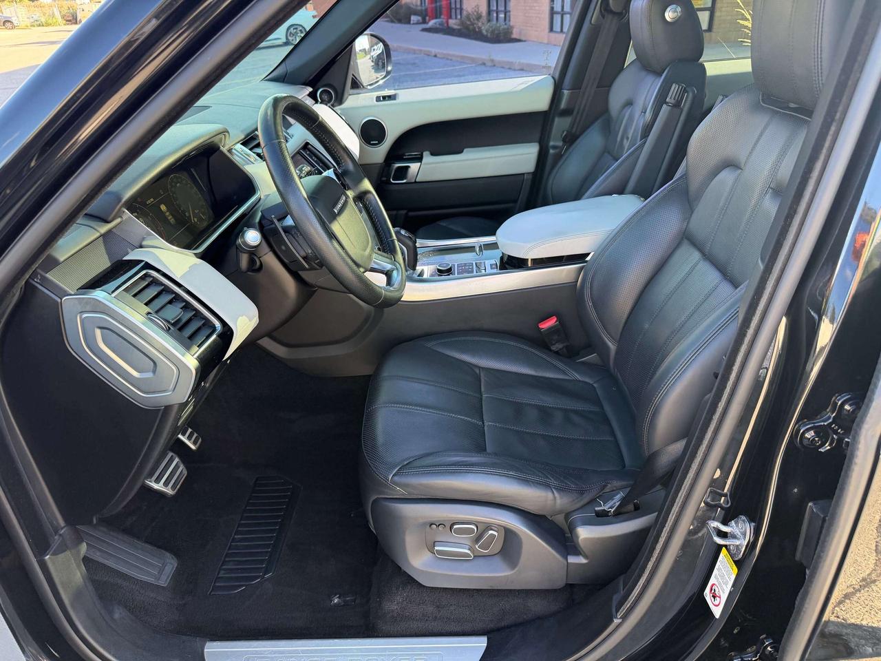 2014 Land Rover Range Rover Sport V8 Supercharged Photo