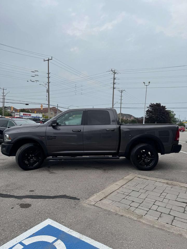 2022 RAM 1500 Warlock 4x4 Crew Cab 5'7 Box Photo4