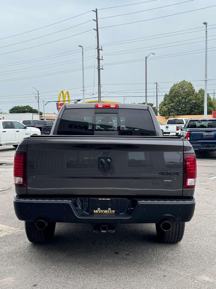 2022 RAM 1500 Warlock 4x4 Crew Cab 5'7 Box Photo