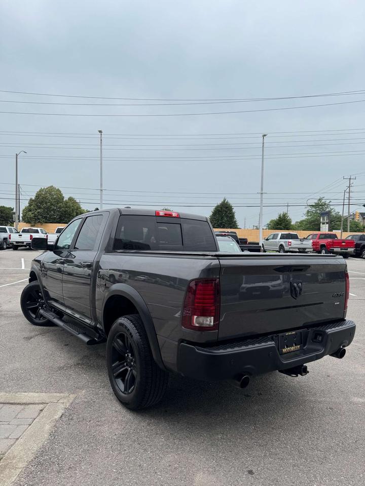 2022 RAM 1500 Warlock 4x4 Crew Cab 5'7 Box Photo