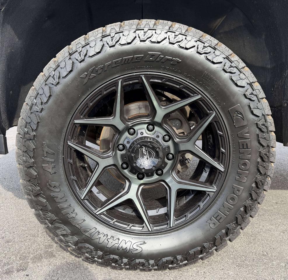 2024 GMC SIERRA 2500HD SLE Photo