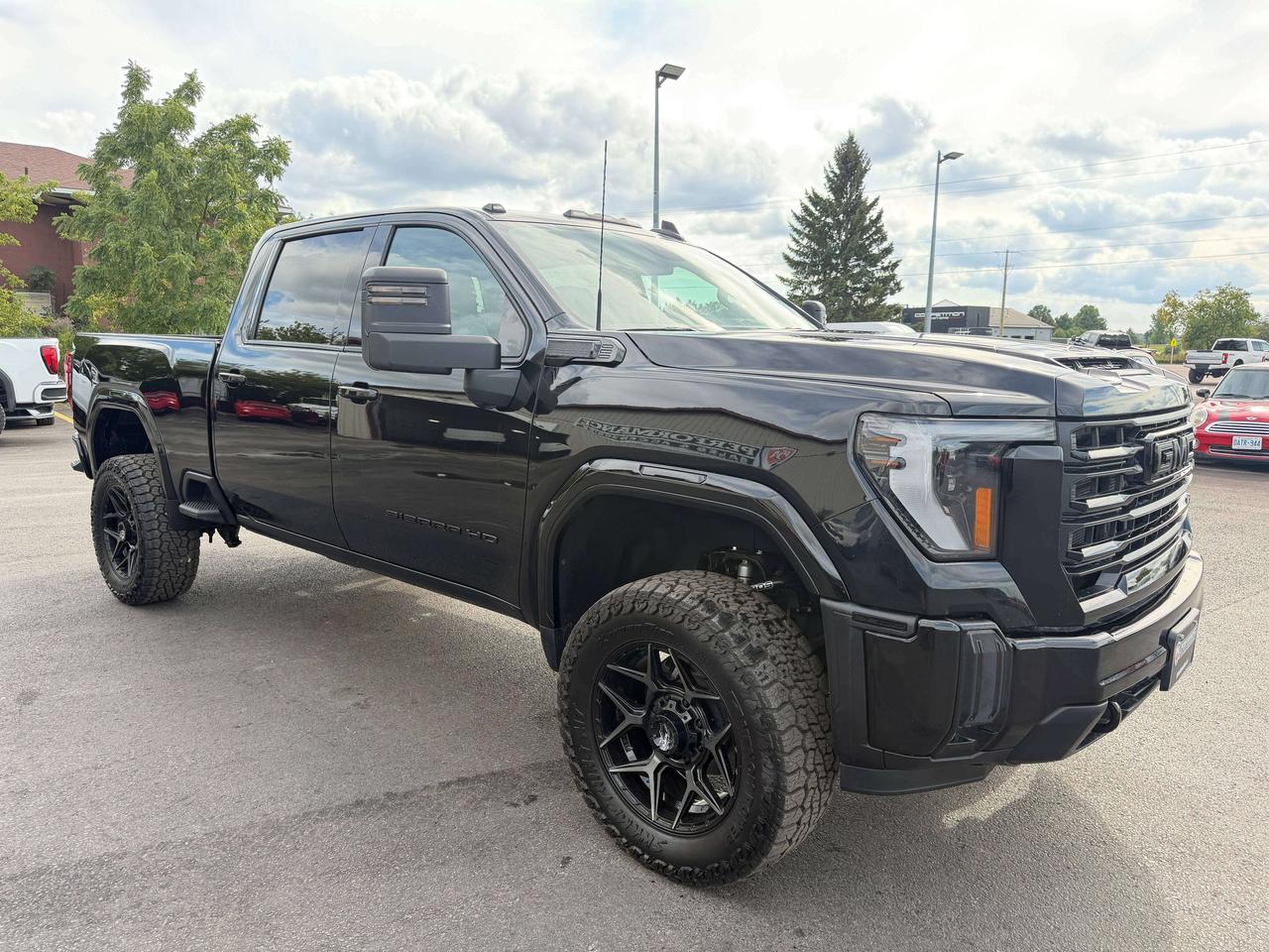 2024 GMC SIERRA 2500HD SLE Photo