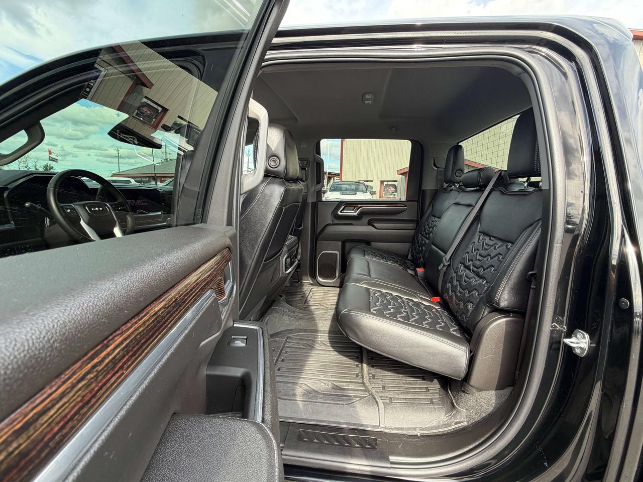 2024 GMC SIERRA 2500HD SLE Photo