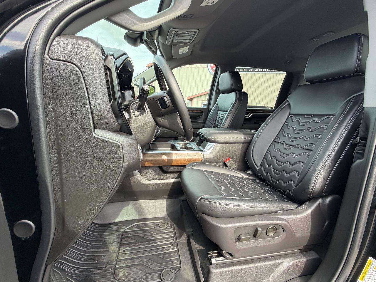2024 GMC SIERRA 2500HD SLE Photo