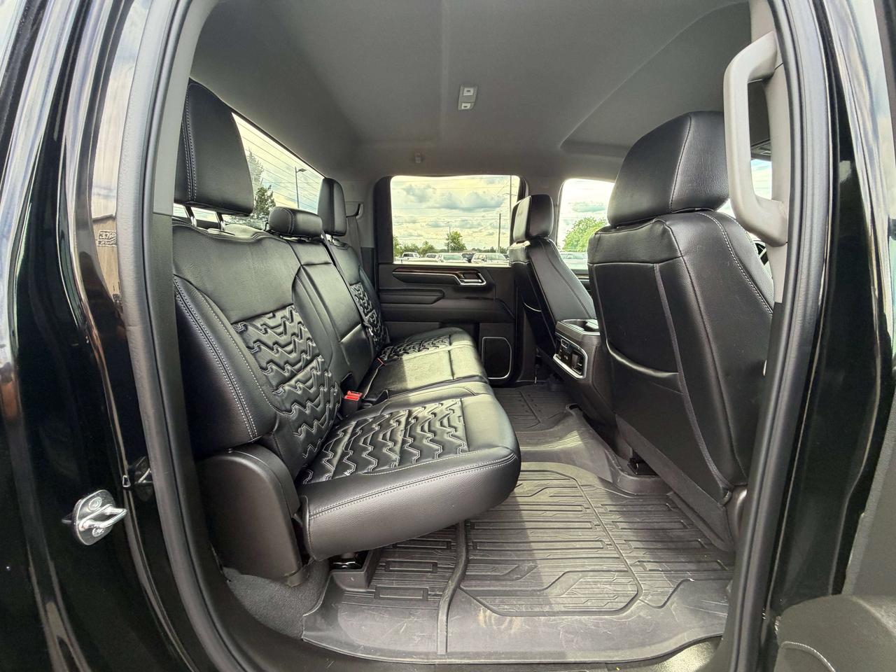 2024 GMC SIERRA 2500HD SLE Photo