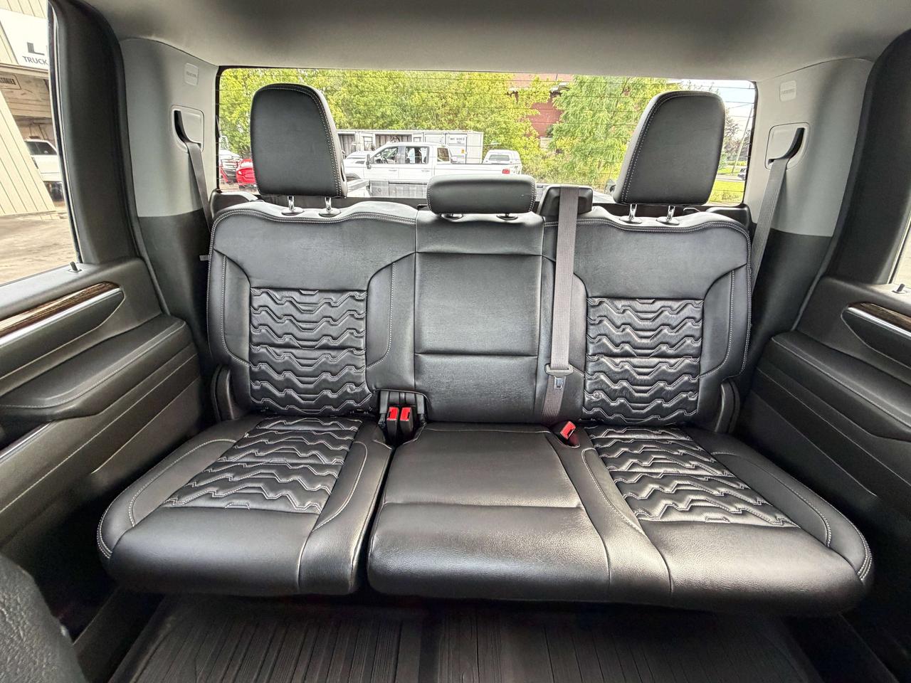 2024 GMC SIERRA 2500HD SLE Photo