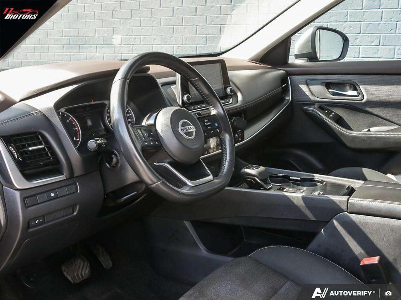 2021 Nissan Rogue FWD SV   SUNROOF   360 CAM   NO ACCIDENTS Photo