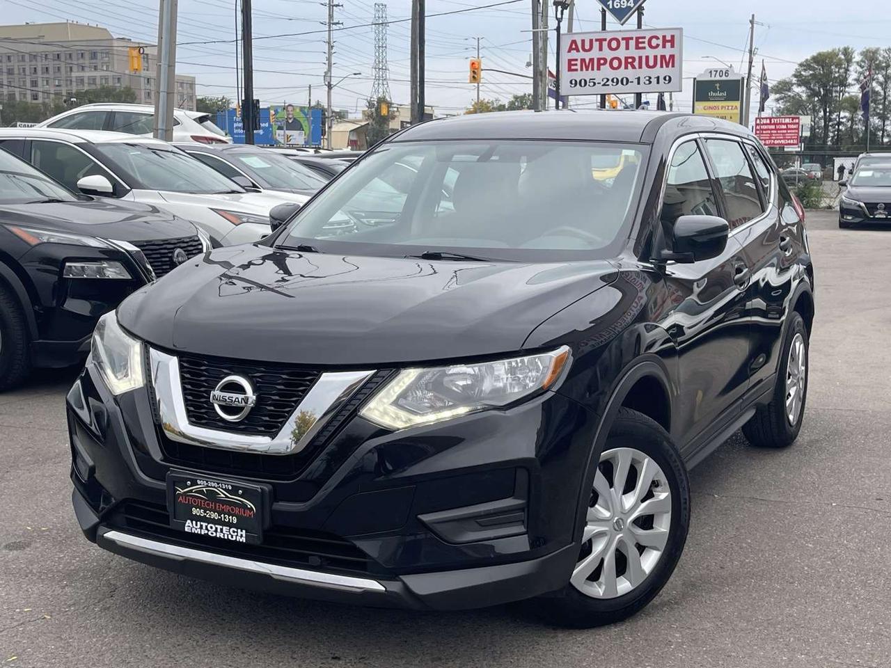 2017 Nissan Rogue S AWD   Heated Seats   Rev Cam   Cruise Control Photo5