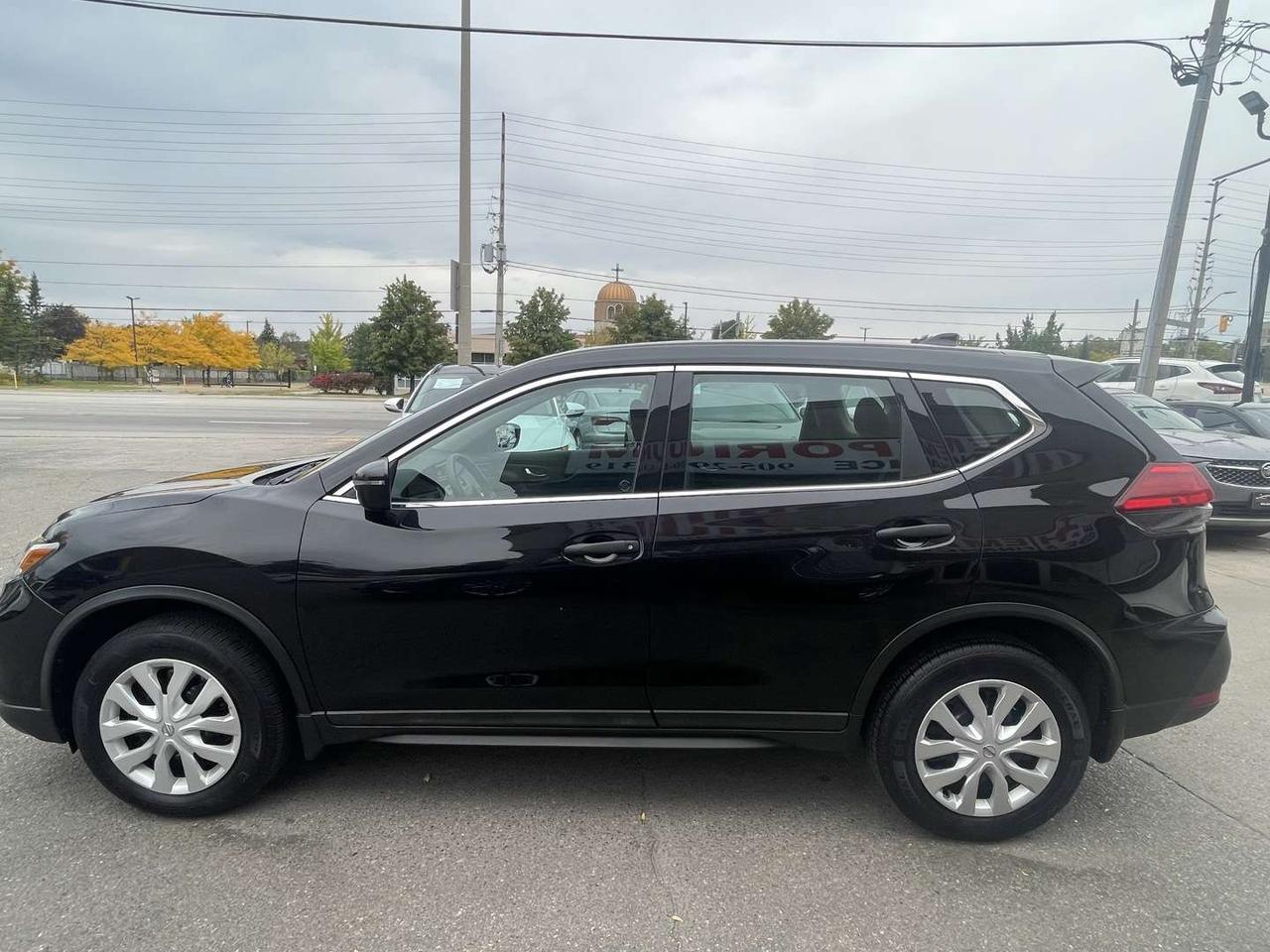 2017 Nissan Rogue S AWD   Heated Seats   Rev Cam   Cruise Control Photo2