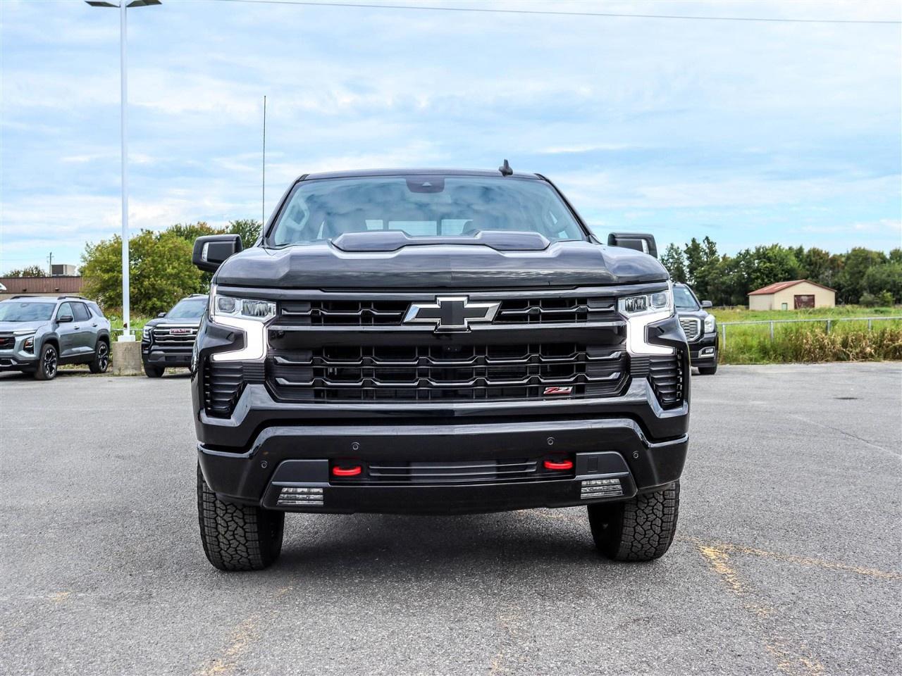2026 Chevrolet Silverado 1500 Crew Cab Short Box 4-Wheel Drive LT Trail Boss Photo1