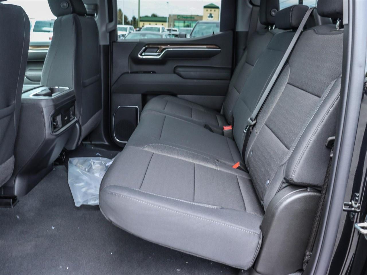 2026 Chevrolet Silverado 1500 Crew Cab Short Box 4-Wheel Drive LT Trail Boss Photo