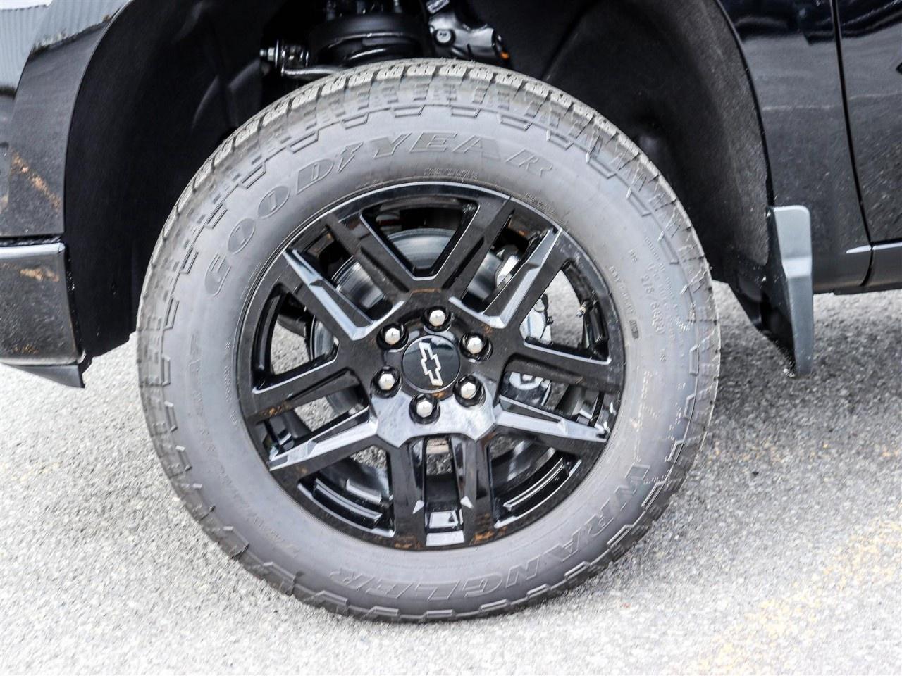 2026 Chevrolet Silverado 1500 Crew Cab Short Box 4-Wheel Drive LT Trail Boss Photo