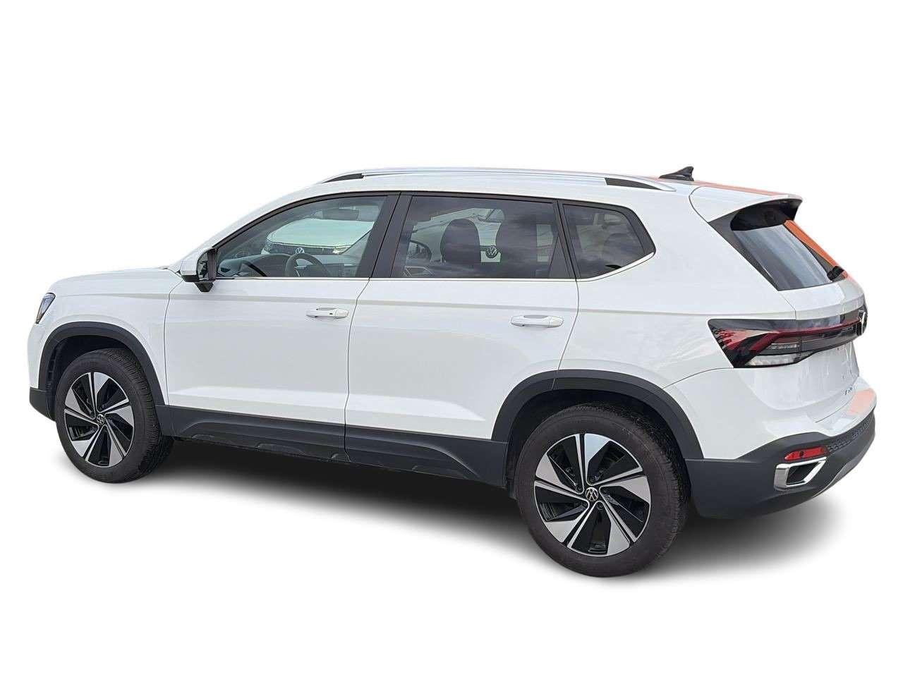2026 Volkswagen Taos Comfortline 4MOTION Remote Starter  Alloy Wheels  Rear Parking Aid  Apple/Android CarPlay Photo
